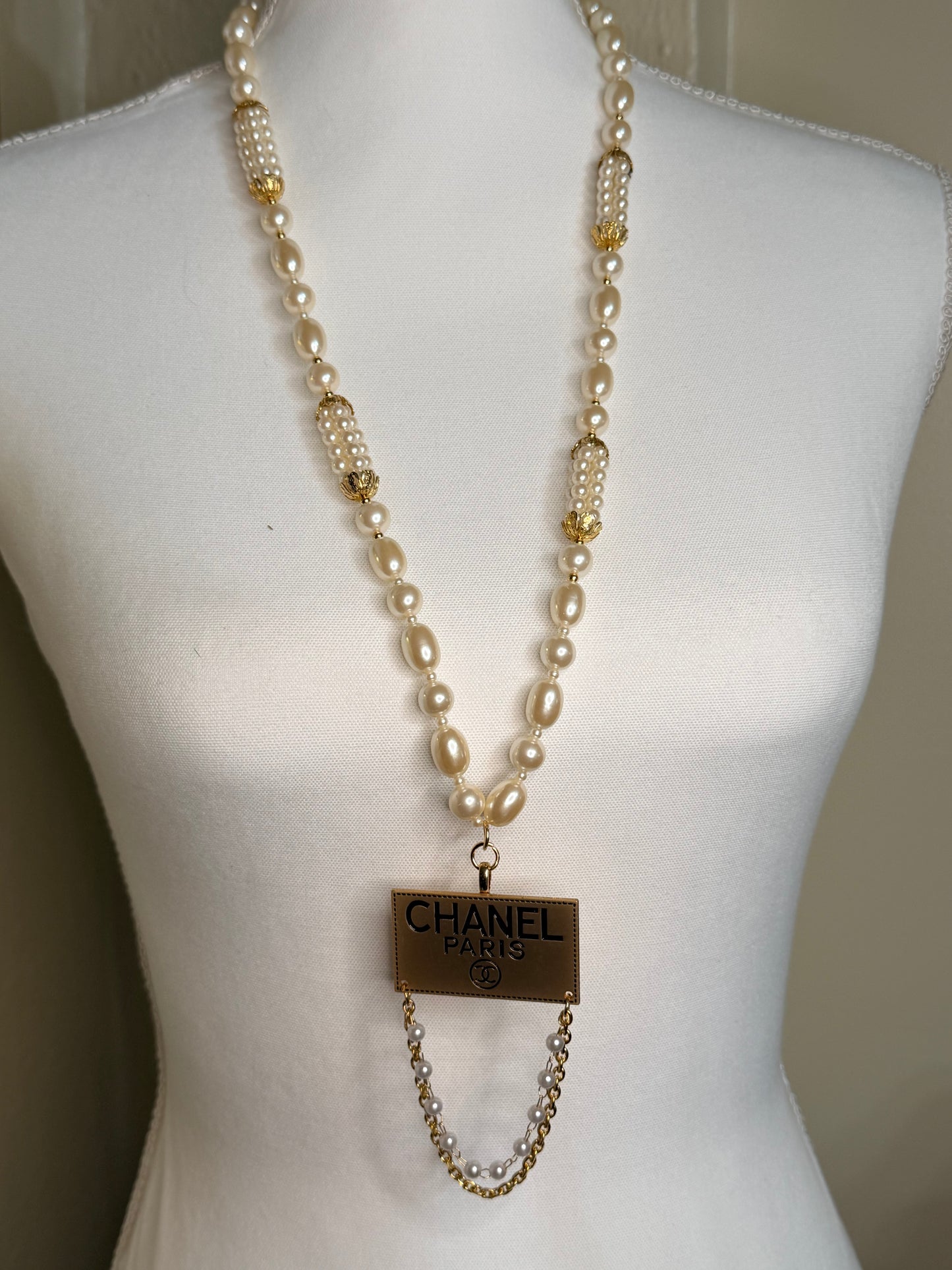 CC pearl long necklace